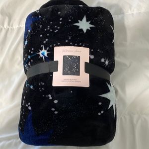 Victoria’s Secret Sherpa Blanket NWT